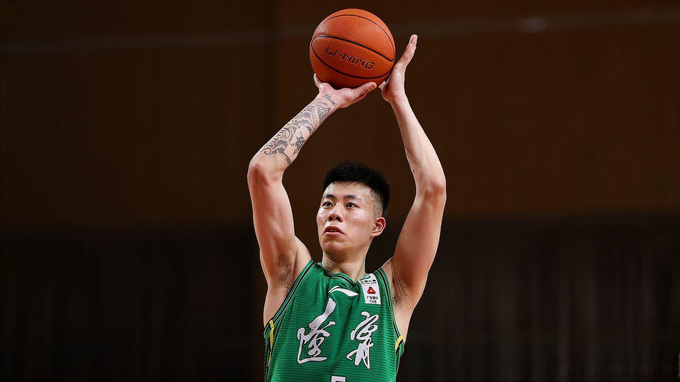 天津队逆转公牛，张镇麟高光表现