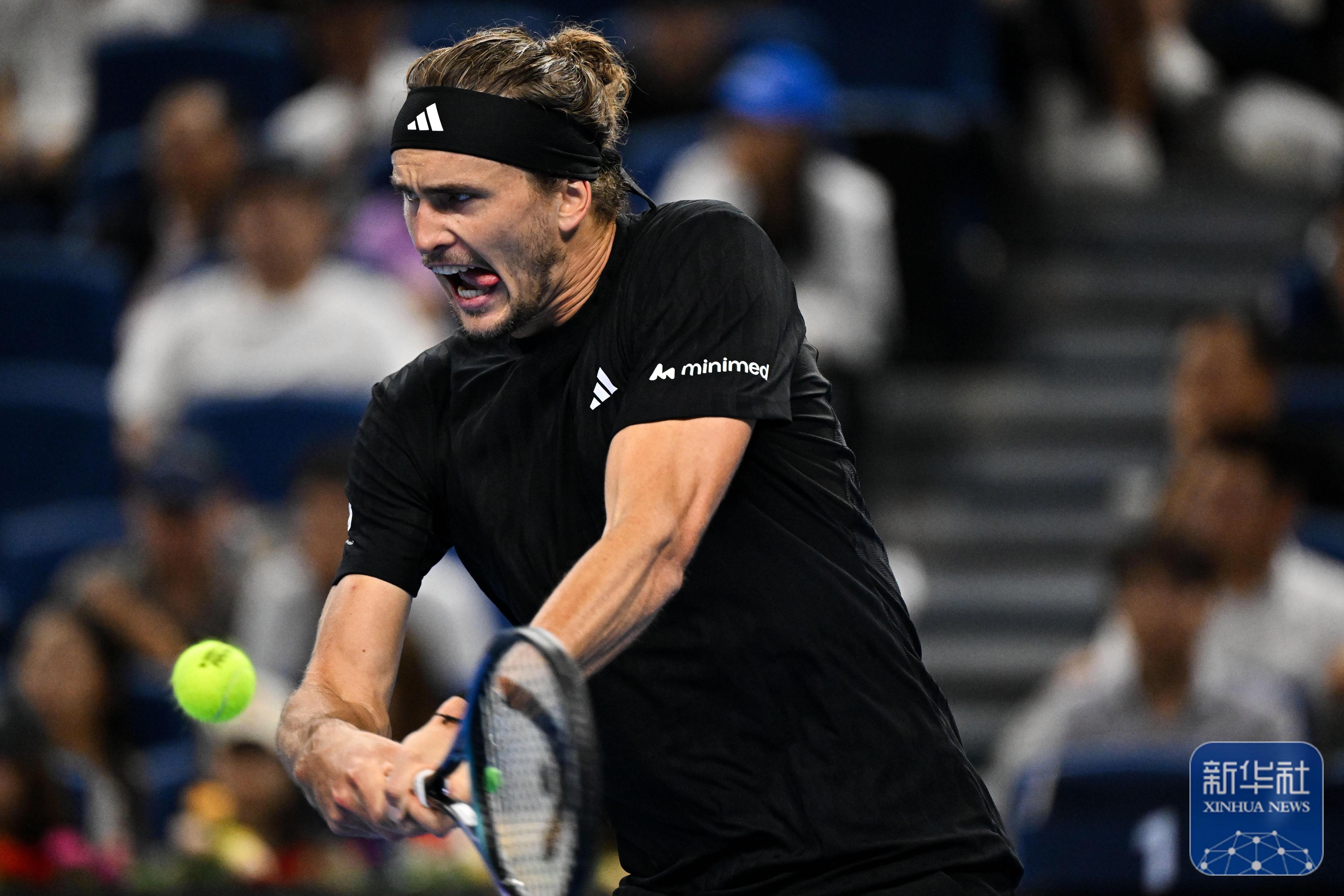 美网翻盘澳网,梅德韦杰夫点燃赛场 美网翻盘澳网,梅德韦杰夫点燃赛场