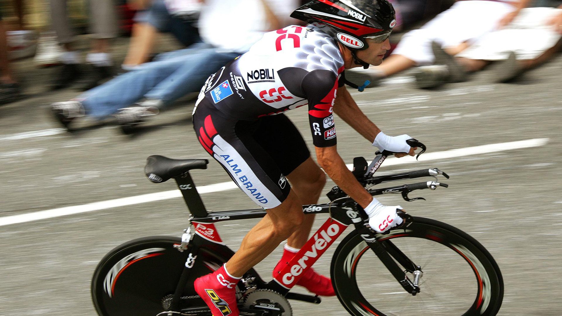 戈贝尔的沉默统治,当法国铁塔在CBA赛场投下巨影