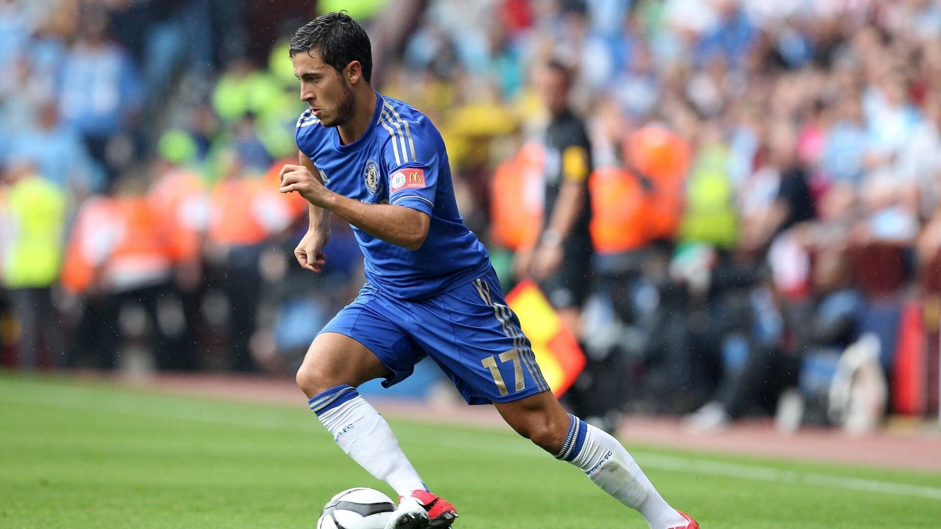 猛龙冲垮新疆队，浓眉在2026世界杯接管比赛，跨越时空的统治力叙事