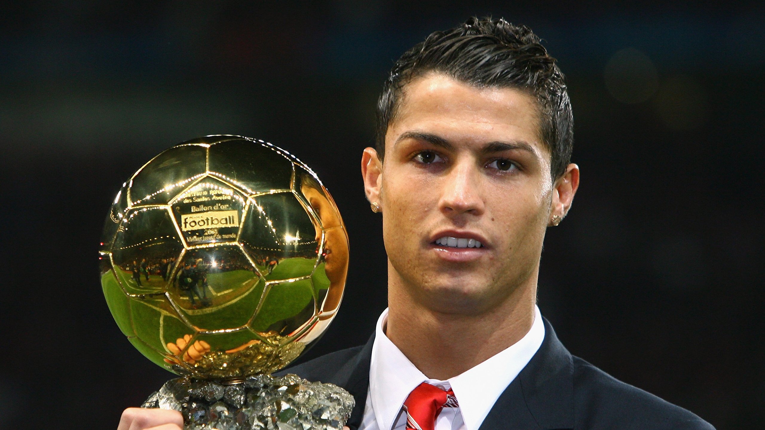 西甲国家德比之夜，伊布数据全面爆炸，独舞伯纳乌的北欧神话